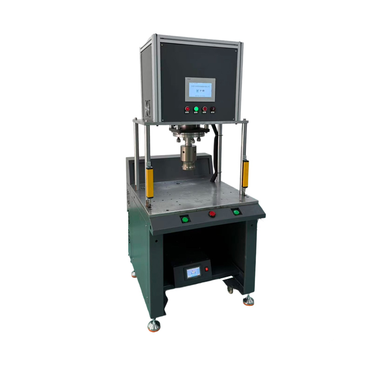 四柱超声波焊接机15...